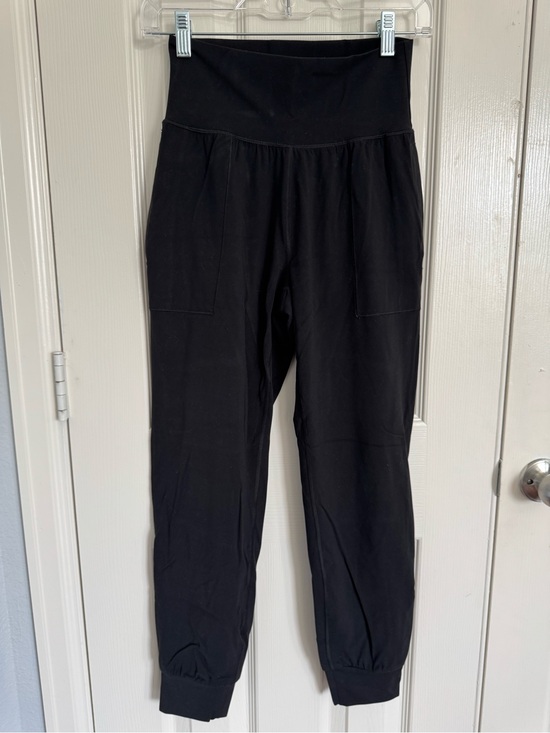 Athleta Pants - Athleta Black Salutation Jogger Pants